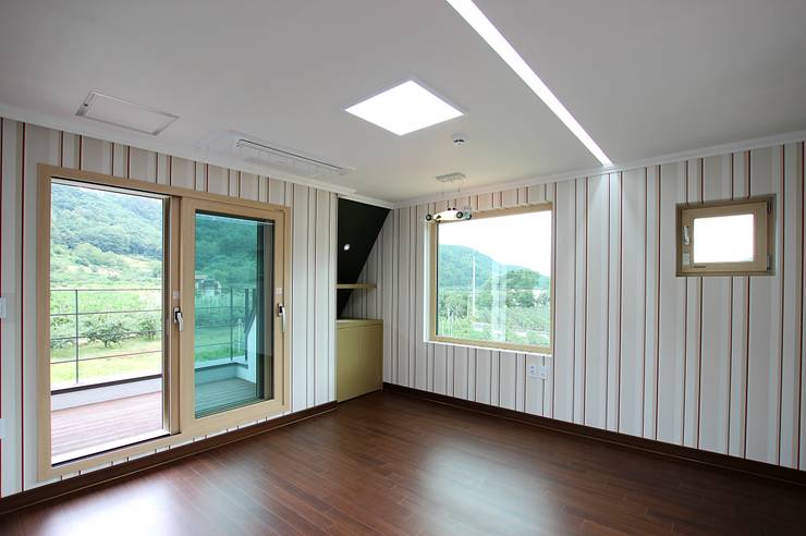  Living room by 로이하우스