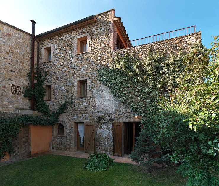  Nhà by Irabé Projectes