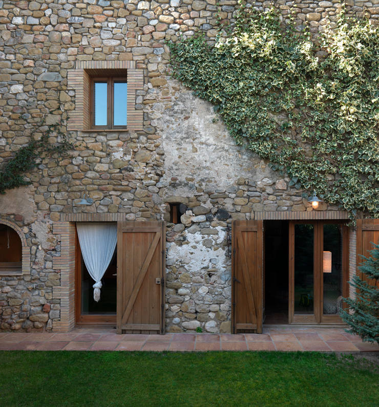  Nhà by Irabé Projectes