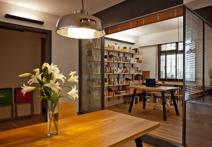 Studio in stile  di 直方設計有限公司