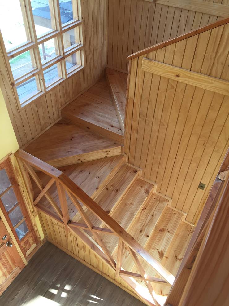  Hành lang by CONSTRUCTORA RIO MAYER SPA