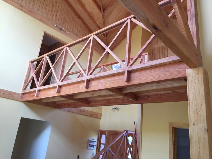  Hành lang by CONSTRUCTORA RIO MAYER SPA