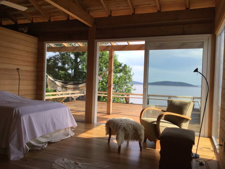 Salas / recibidores de estilo  por CABRAL Arquitetos