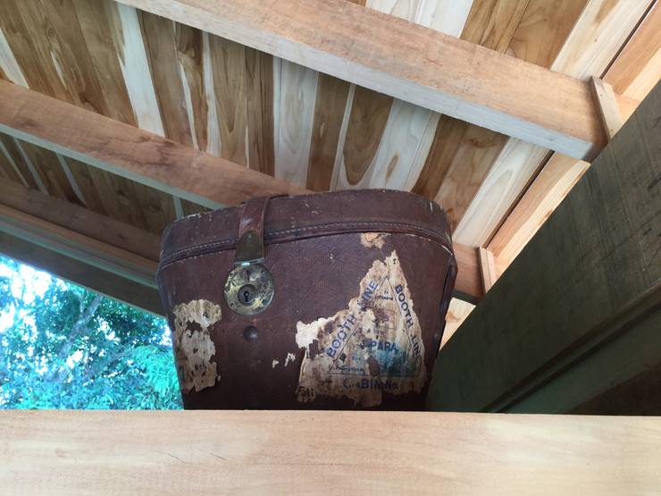 Dormitorios de estilo  por CABRAL Arquitetos