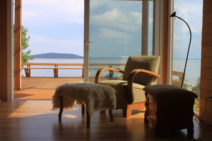 Salas/Recibidores de estilo  por CABRAL Arquitetos