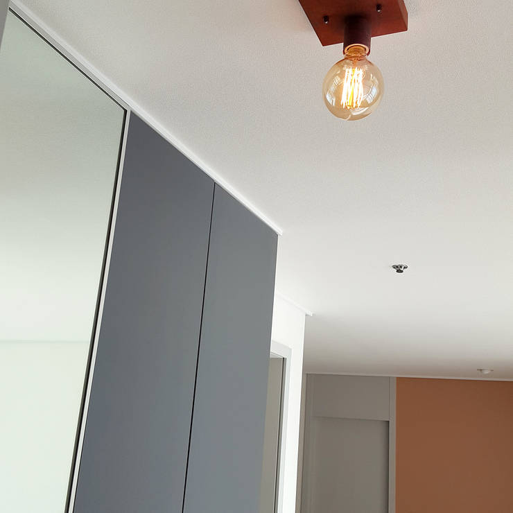 Ingresso & Corridoio in stile  di 마당디자인 / MADANGDESIGN