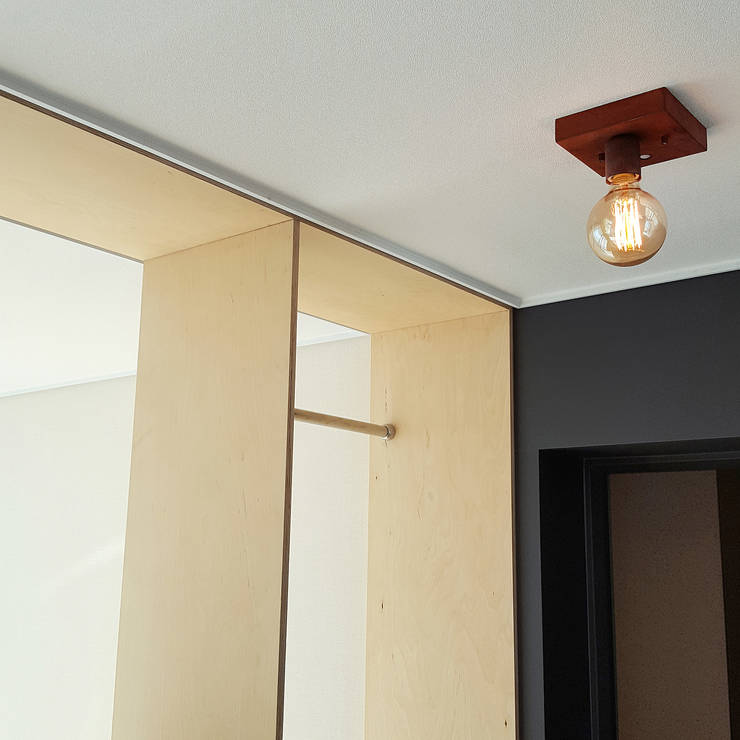 Ingresso & Corridoio in stile  di 마당디자인 / MADANGDESIGN