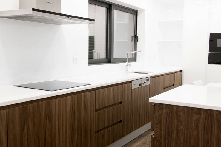 Кухни в . Автор – Grupo HC