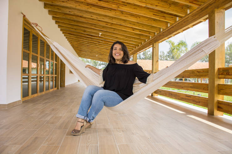  Nhà by Casas y cabañas de Madera  -GRUPO CONSTRUCTOR RIO DORADO (MRD-TADPYC)