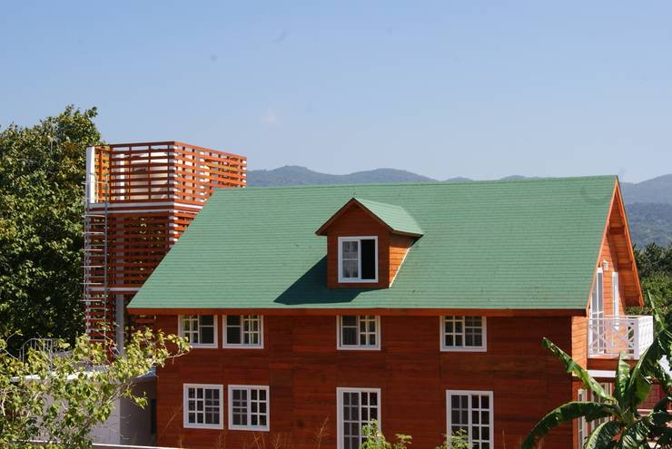  Nhà by Casas y cabañas de Madera  -GRUPO CONSTRUCTOR RIO DORADO (MRD-TADPYC)