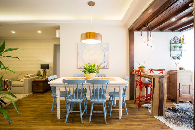  Dining room by Join Arquitetura e Interiores