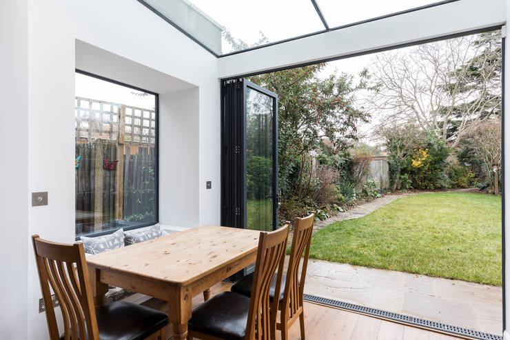 Кухни в . Автор – VCDesign Architectural Services