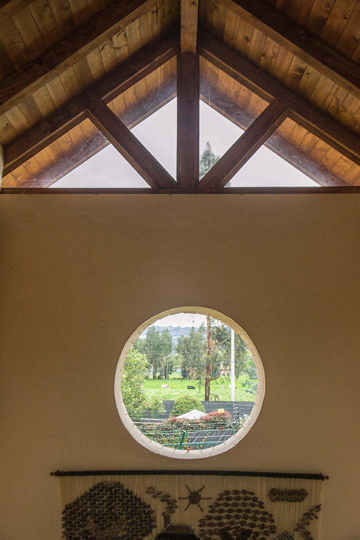  Windows  by Ensamble de Arquitectura Integral