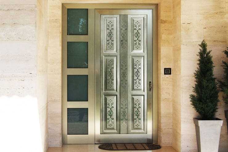 Puertas y ventanas de estilo  por Lamitec SA de CV