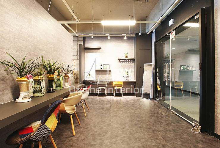 모던하고 세련된 사무실 인테리어 by 디자인 아버 | homify