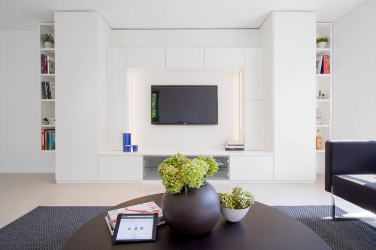 Salas de estilo  por Chantal Forzatti architetto