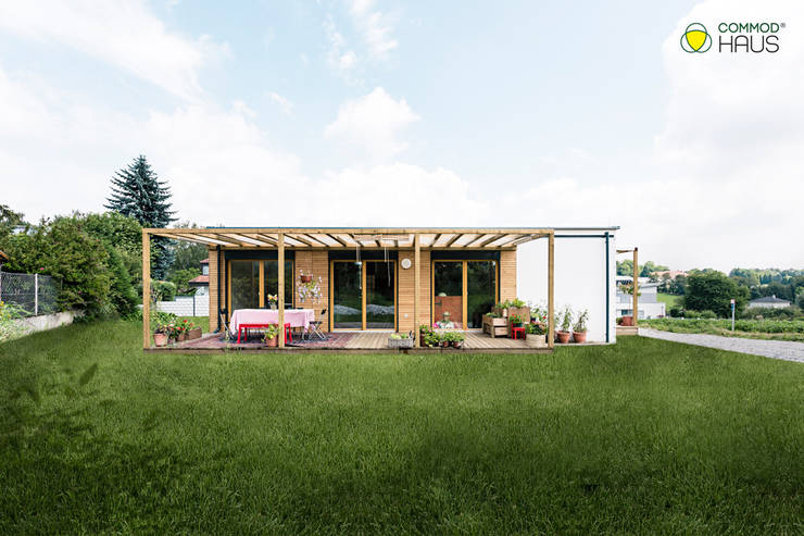 Casa unifamiliare in stile  di COMMOD-Haus GmbH 