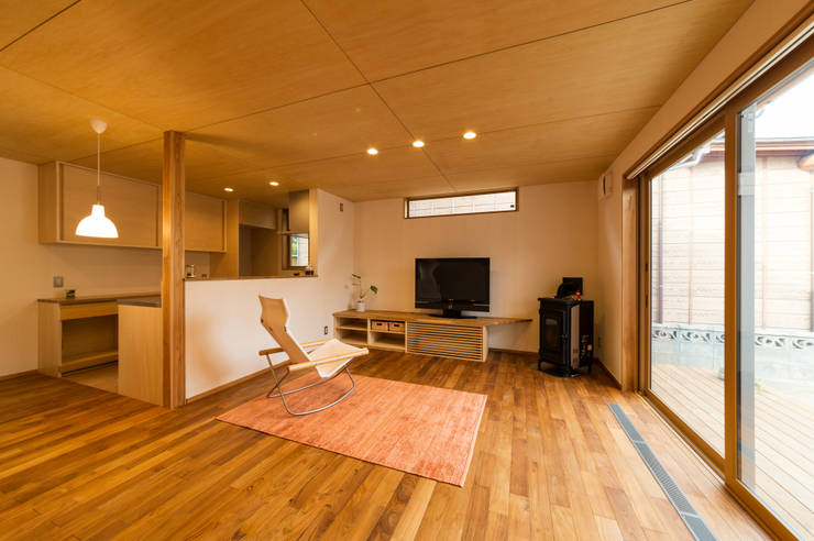  غرفة المعيشة تنفيذ 株式会社山口工務店