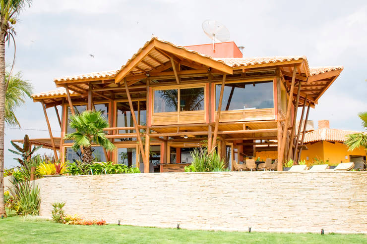 Casas de estilo  por VERRONI arquitetos associados