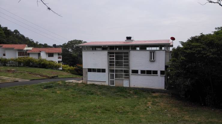  منازل تنفيذ PILO Arquitectura 