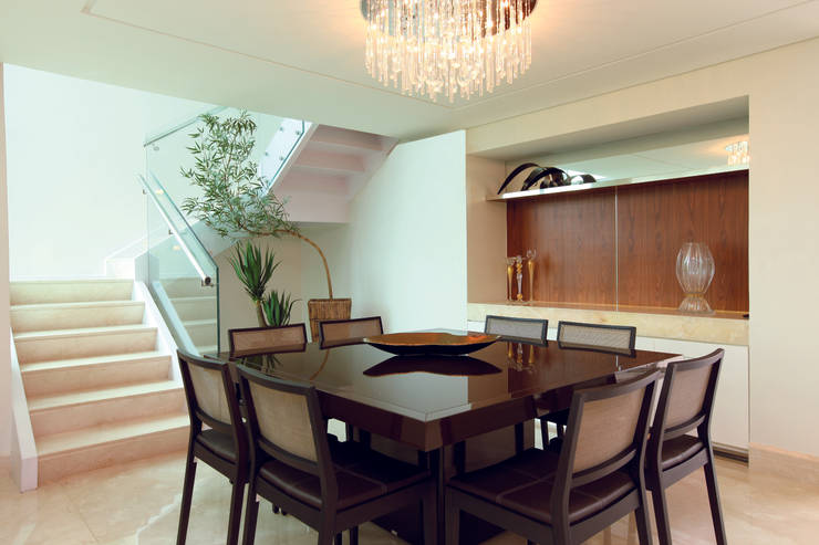  Dining room by Danielle Valente Arquitetura e Interiores