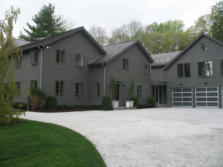 Casas de campo de estilo  por andretchelistcheffarchitects