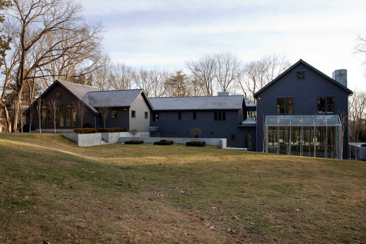 Casas de campo de estilo  por andretchelistcheffarchitects