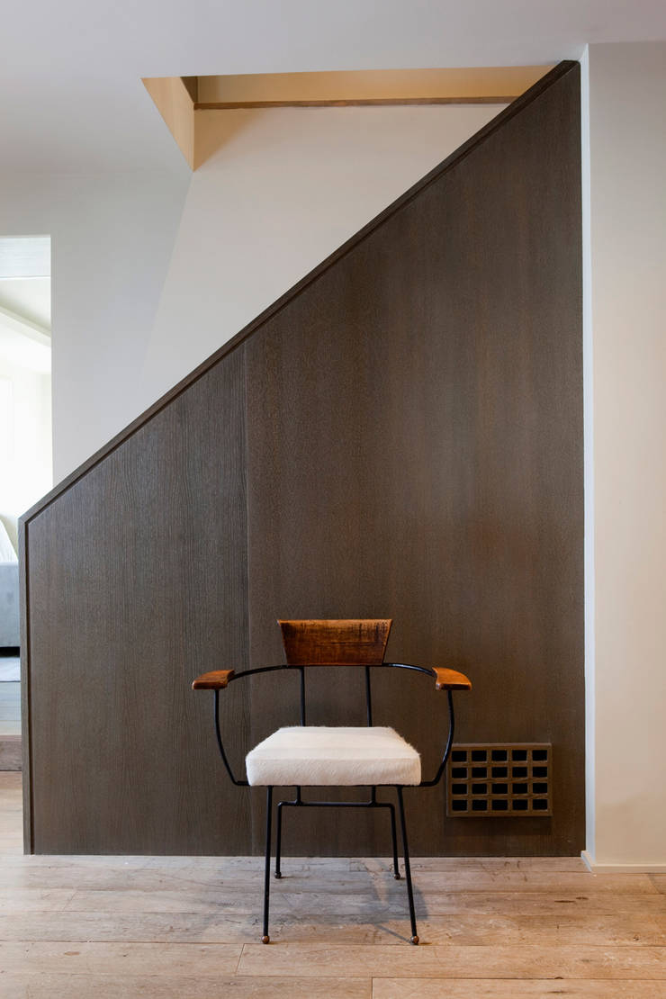 Pasillos y vestíbulos de estilo  por andretchelistcheffarchitects