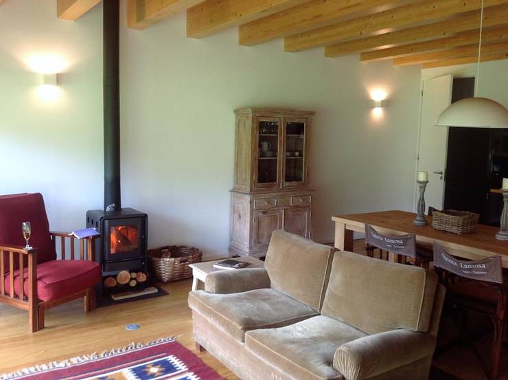  غرفة المعيشة تنفيذ Rusticasa