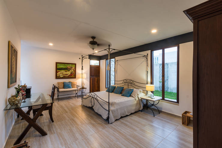  غرفة نوم تنفيذ Cetina y Ancona Arquitectos