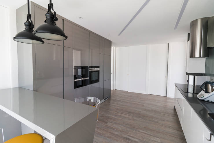 Cozinha: Cozinhas modernas por UNISSIMA Home Couture
