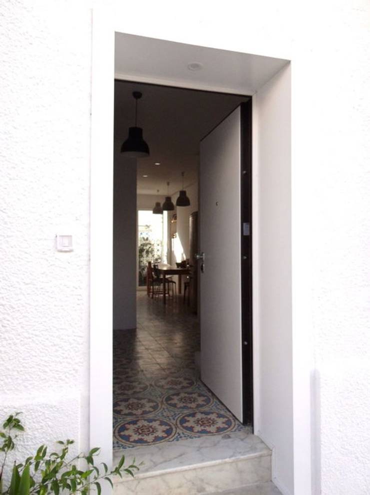 Коридор и прихожая в . Автор – B.A-Studio