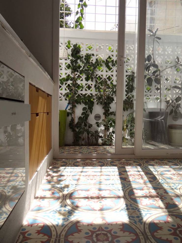 Коридор и прихожая в . Автор – B.A-Studio