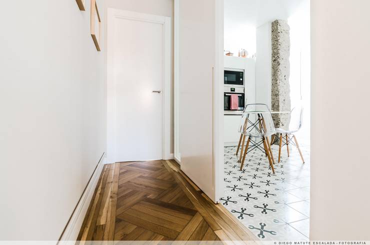   جدران تنفيذ TALLER VERTICAL Arquitectura + Interiorismo