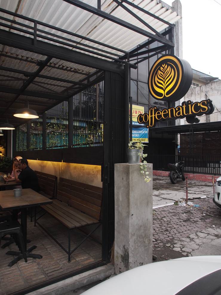 The Coffeenatics in Medan by Spasi Architects  homify