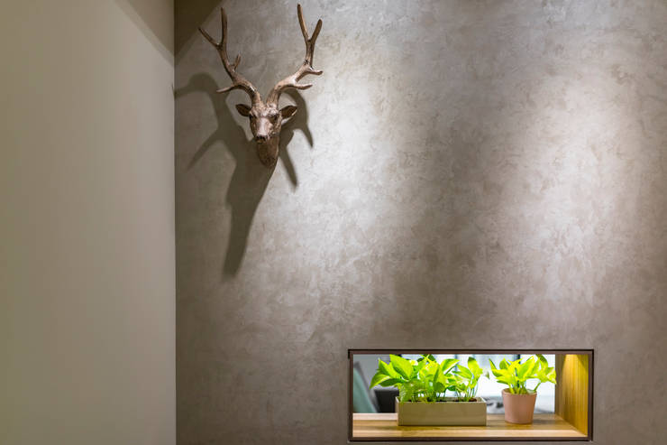 澄淨舒心:  走廊 & 玄關 by 楊允幀空間設計