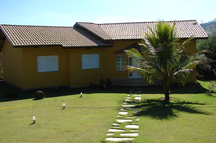 Condominios de estilo  por SERARTE  ENGENHARIA