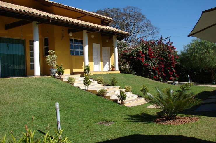 Condominios de estilo  por SERARTE  ENGENHARIA