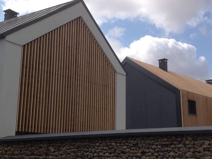 Casas multifamiliares de estilo  por EC-BOIS