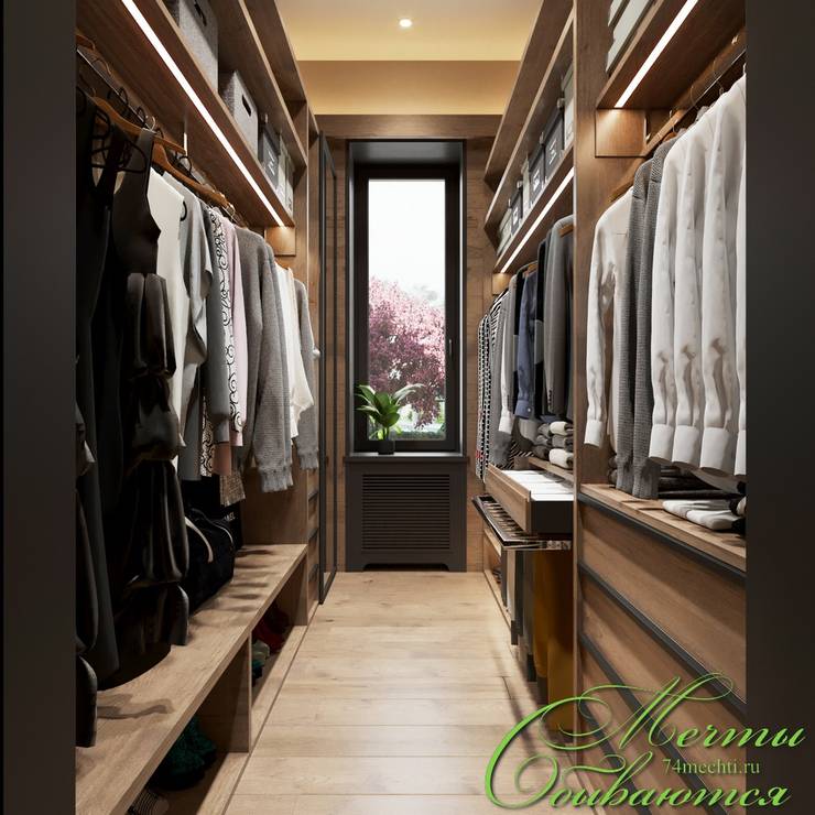 Спальня DE CHALET HOUSE: Гардеробные в . Автор – Компания архитекторов Латышевых 'Мечты сбываются'