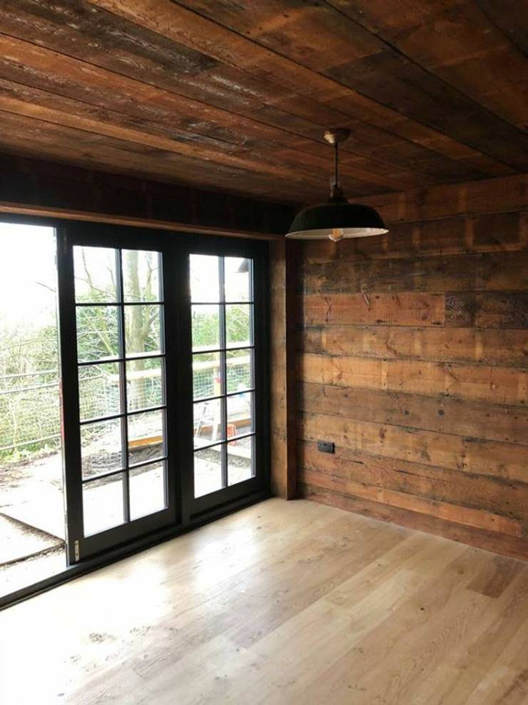  Bedroom by Building With Frames