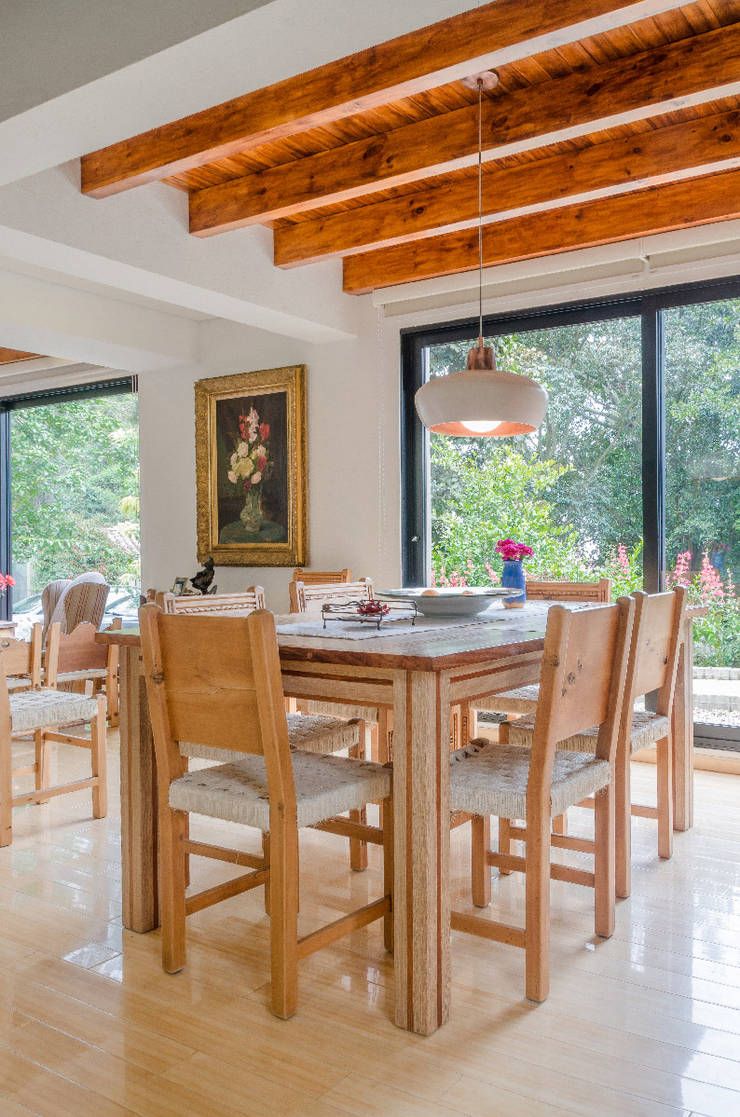  Ruang Makan by ARCE S.A.S