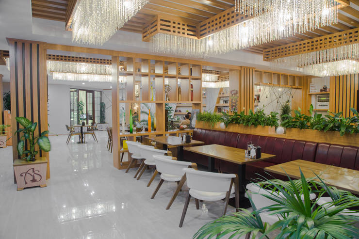 Restaurant - Retail Design: by DMR DESIGN AND BUILD SDN. BHD.