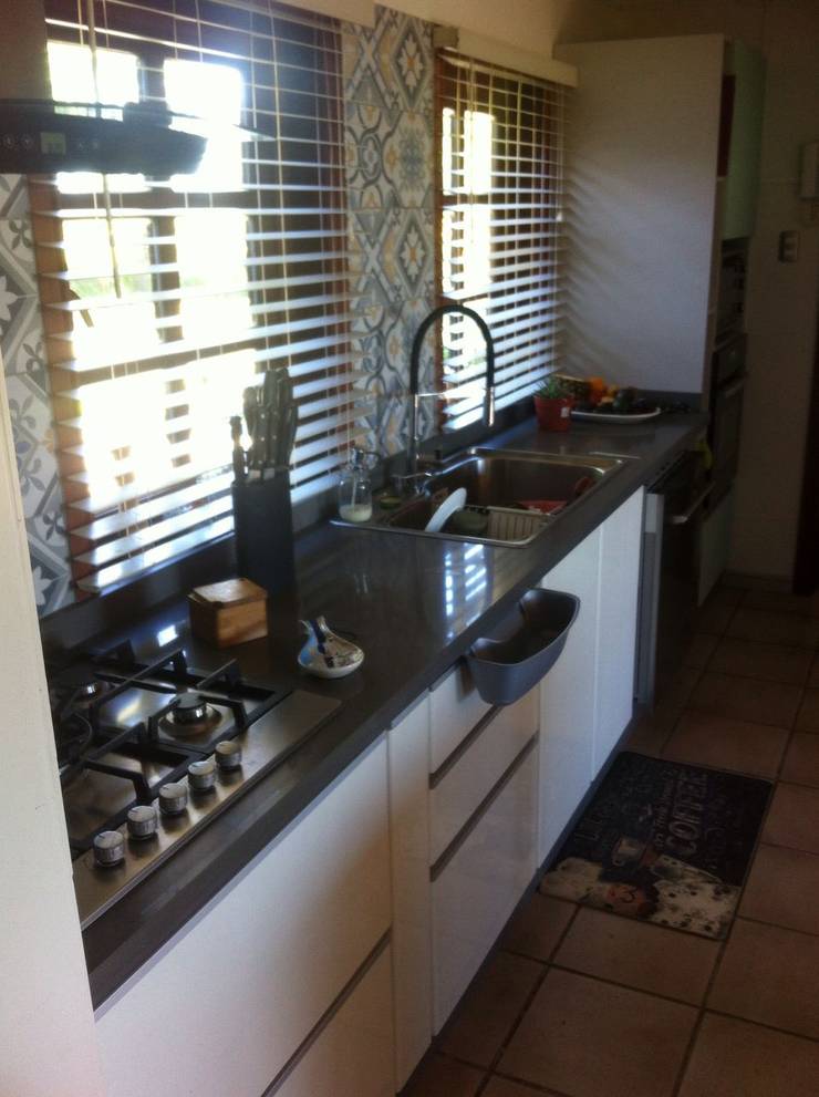 Muebles de cocina Llanquihue, Chile de Quo Design | homify Muebles de cocina Llanquihue, Chile de Quo Design | homify