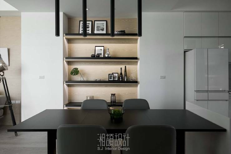 Comedores de estilo  de 湘頡設計