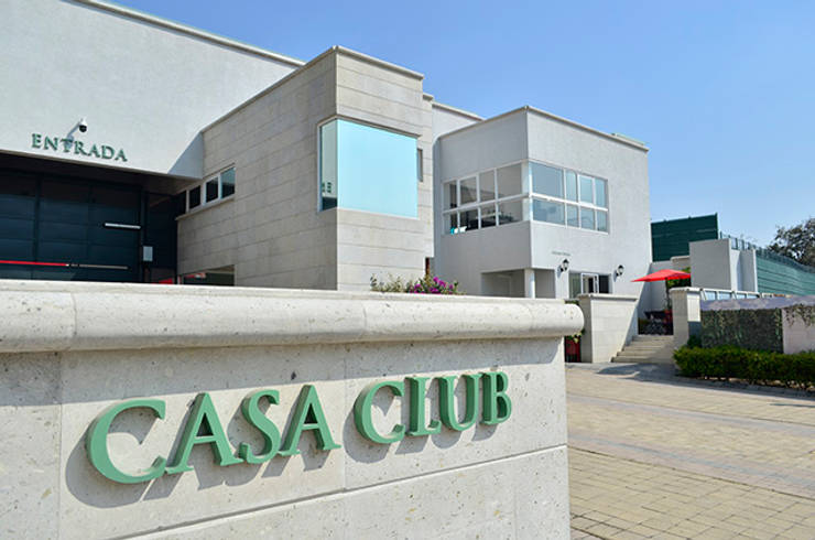 Parque Residencial Los Azulejos: Casas de estilo  por Bienes Raices Gaia