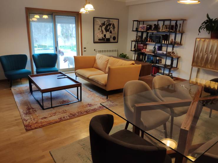 Sala Porto: Salas de jantar  por No Place Like Home ®,Eclético   