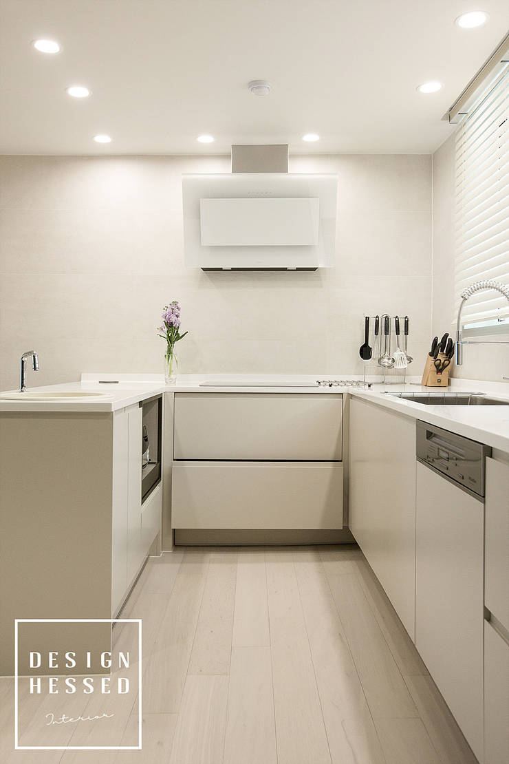 대전 어은동 한빛아파트 51평-거실, 주방 de 디자인 헤세드 | homify