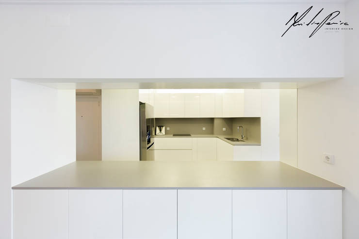 Cucina in stile  di Mariline Pereira - Interior Design Lda., Minimalista   