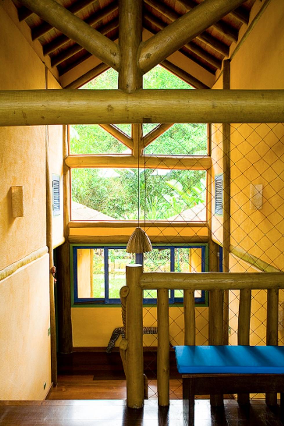 Деревянный дом мечты в стиле кантри- фотографии
				